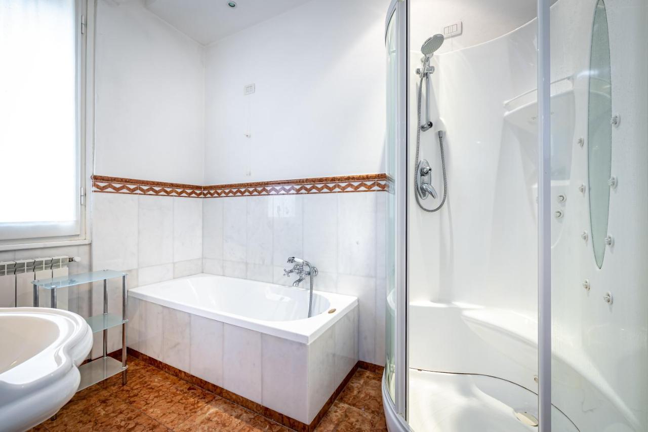 Yid D'Azeglio Luxury Apartment With Parking Florence Exterior photo